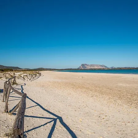 Bilocale Bianco Tamerici San Teodoro (Sardinia)
